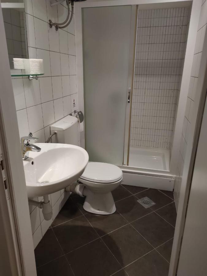 Private Accommodation Raspudic Split Exterior photo